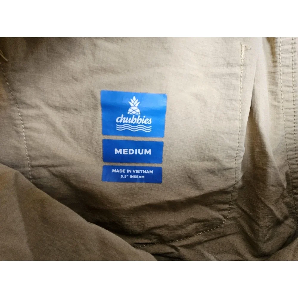 Chubbies Shorts Mens Medium Beige Nylon Elastic Waist 5.5 Inseam Lightweight